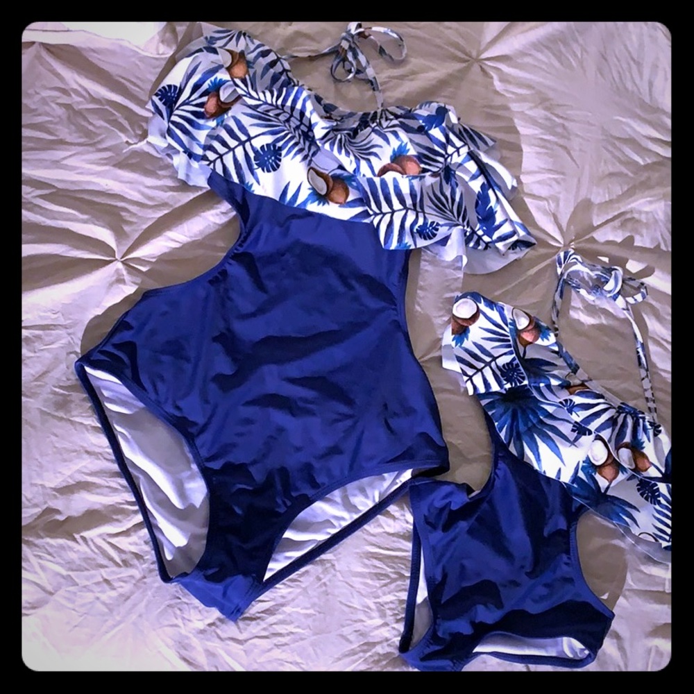 Mommy and daughter bathing suits